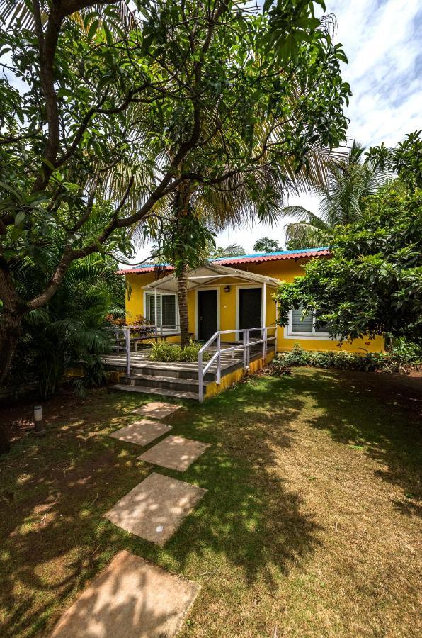Saffronstays Casa Manga, Karjat - Pet-Friendly Pool Villa Near Nd'S Film World And Saltt Esterno foto