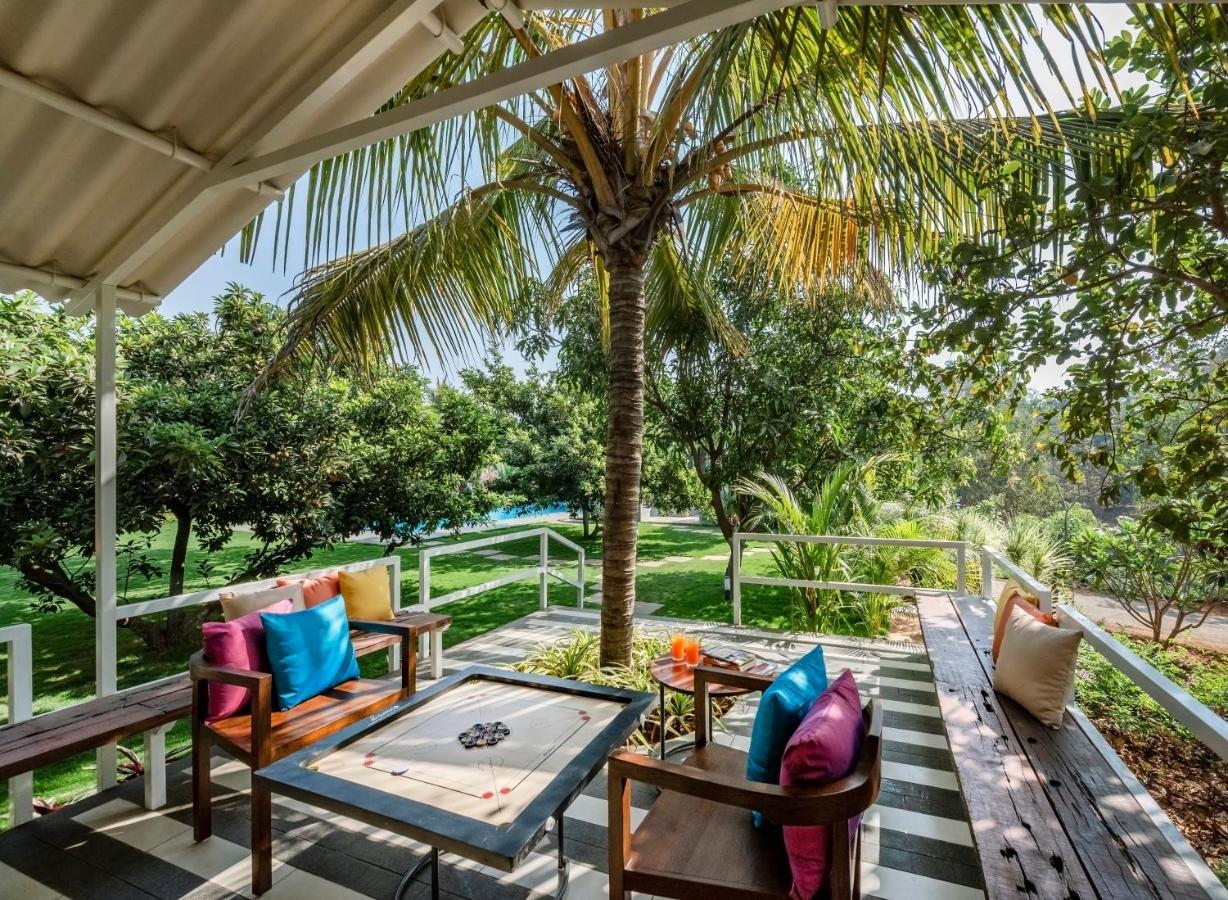 Saffronstays Casa Manga, Karjat - Pet-Friendly Pool Villa Near Nd'S Film World And Saltt Esterno foto