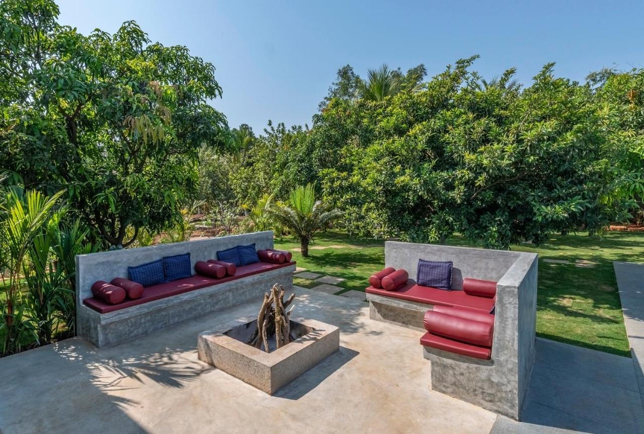Saffronstays Casa Manga, Karjat - Pet-Friendly Pool Villa Near Nd'S Film World And Saltt Esterno foto